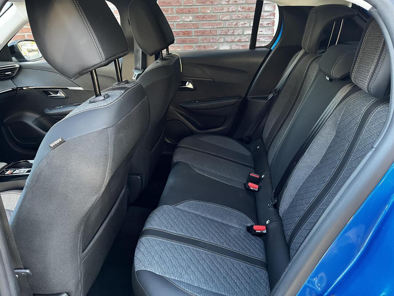 Peugeot 208 Allure 1.2 Hybrid 110pk e-DCS6 | 360° CAMERA | NAVI | ADAPTIVE CRUISE | LM-VELGEN | DAB+ | EXTRA GETINTE RUITEN |