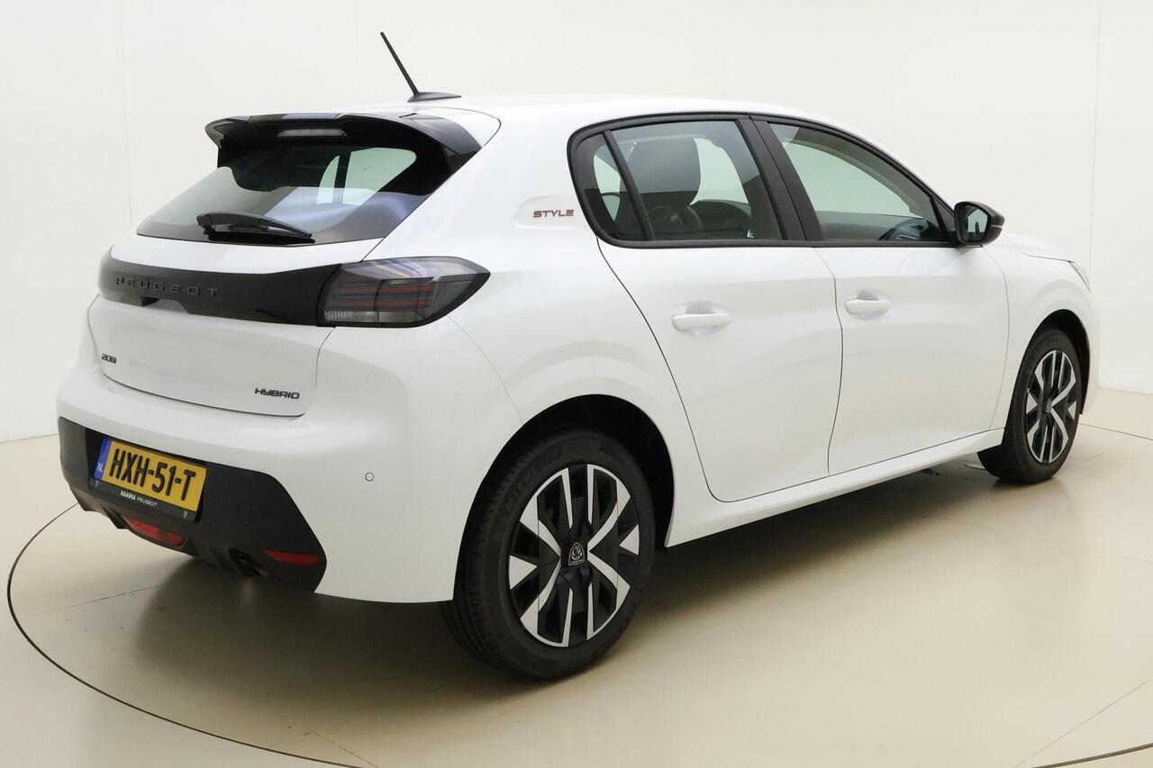 Peugeot 208 1.2 Hybrid e-DCS6 Style 110 PK | Automaat | Parkeersensor | Airco | Android auto / Apple Carplay | Cruise Control | Bluetooth | Nieuw uit voorraad leverbaar