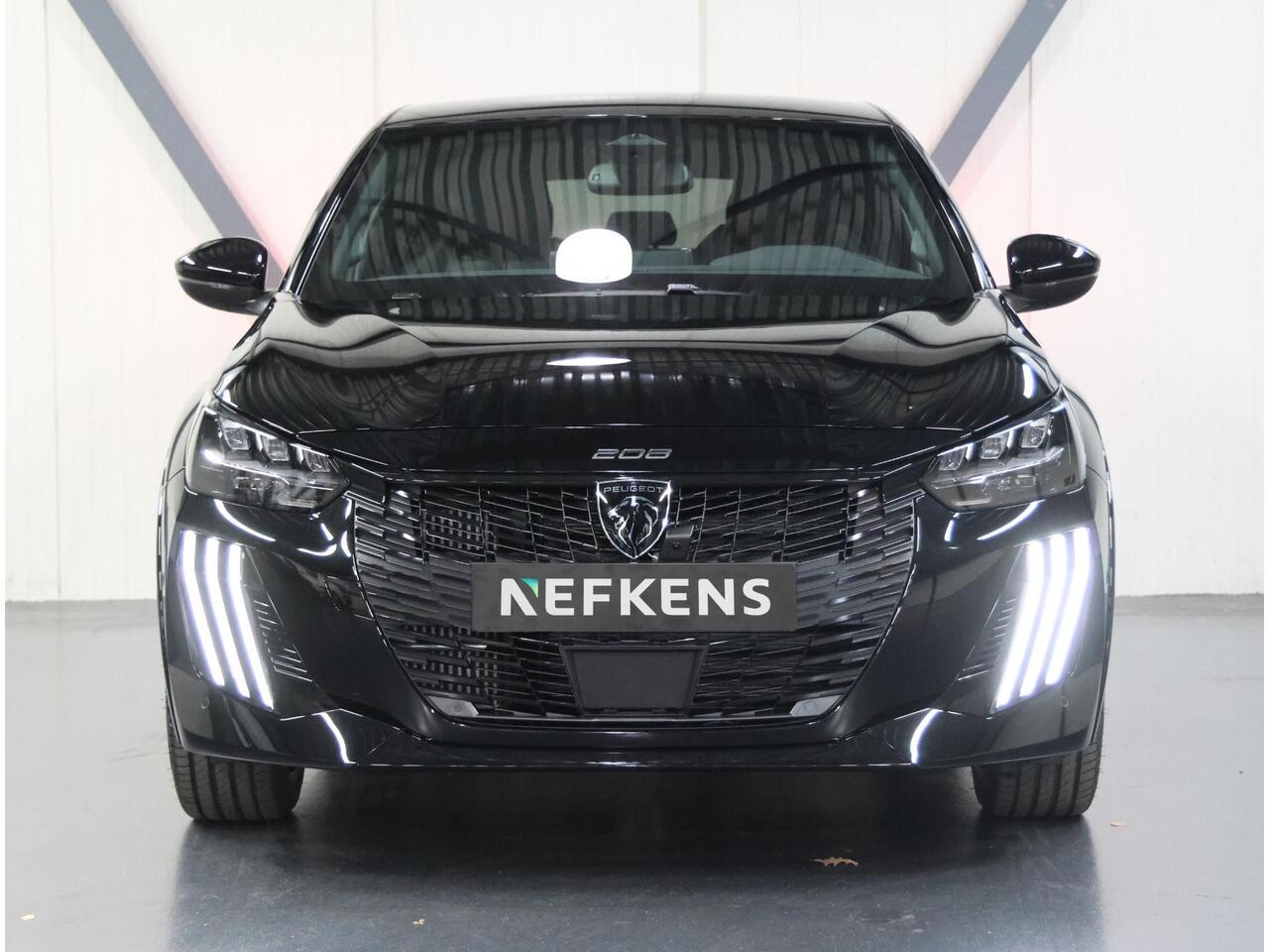 Peugeot 208 1.2 Hybrid 110PK e-DCS6 GT | Incl. ¤4.625,- Korting! | Adaptive CruiseControl | Camera Voor/Achter | Keyless Entry | ClimateControl | Navigatie | AppleCarPlay/AndroidAuto |