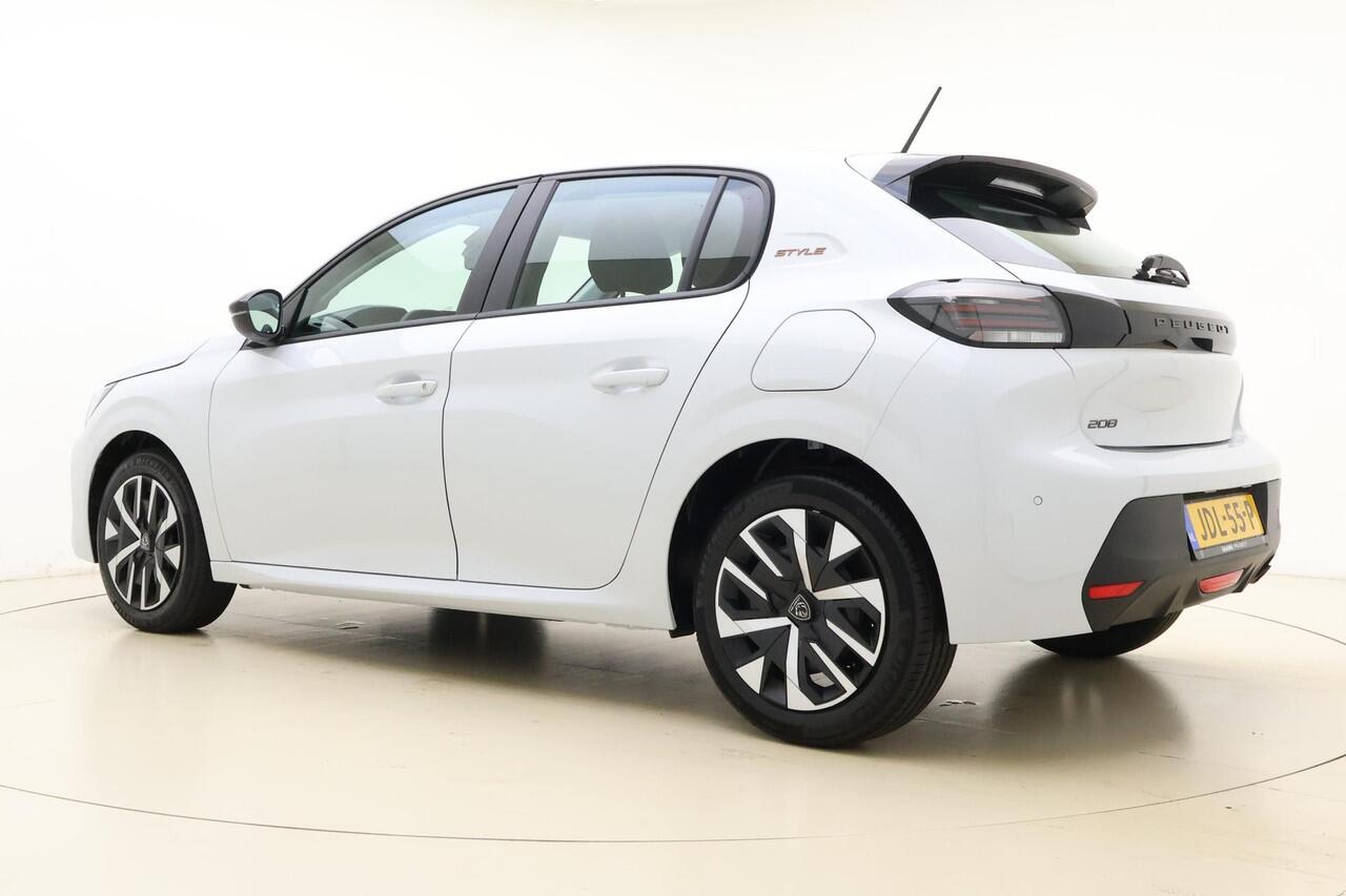 Peugeot 208 1.2 PureTech 100 Style Parkeerhulp | Apple Carplay/ Android Auto | DEMO