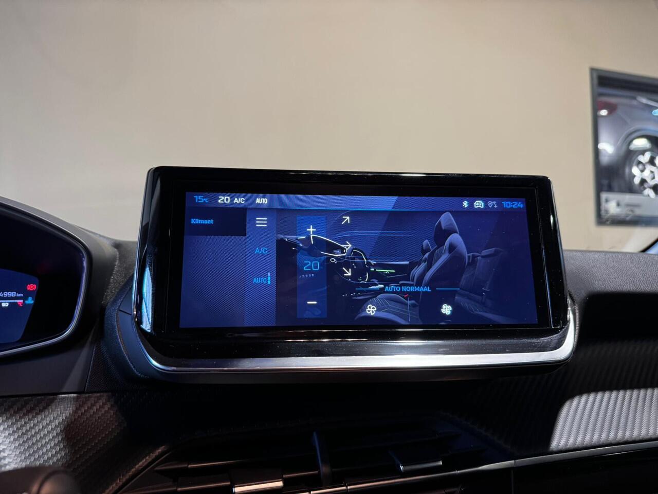 Peugeot 208 Hybrid 100 e-DCS6 Allure