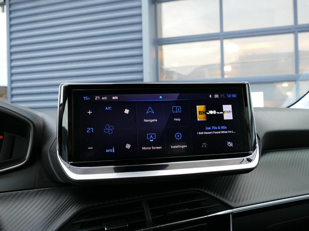 Peugeot 208 1.2 Hybrid 110 e-DCS6 Allure | 360° Camera | Navigatie | Climate Control | Full LED | 16'' LM Velgen | Apple Carplay/Android Auto