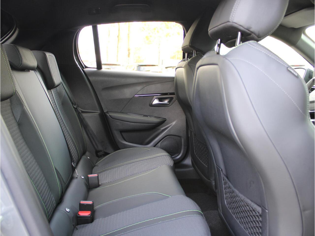 Peugeot 208 1.2 Hybrid 110 e-DCS6 GT VOORRAAD KORTING