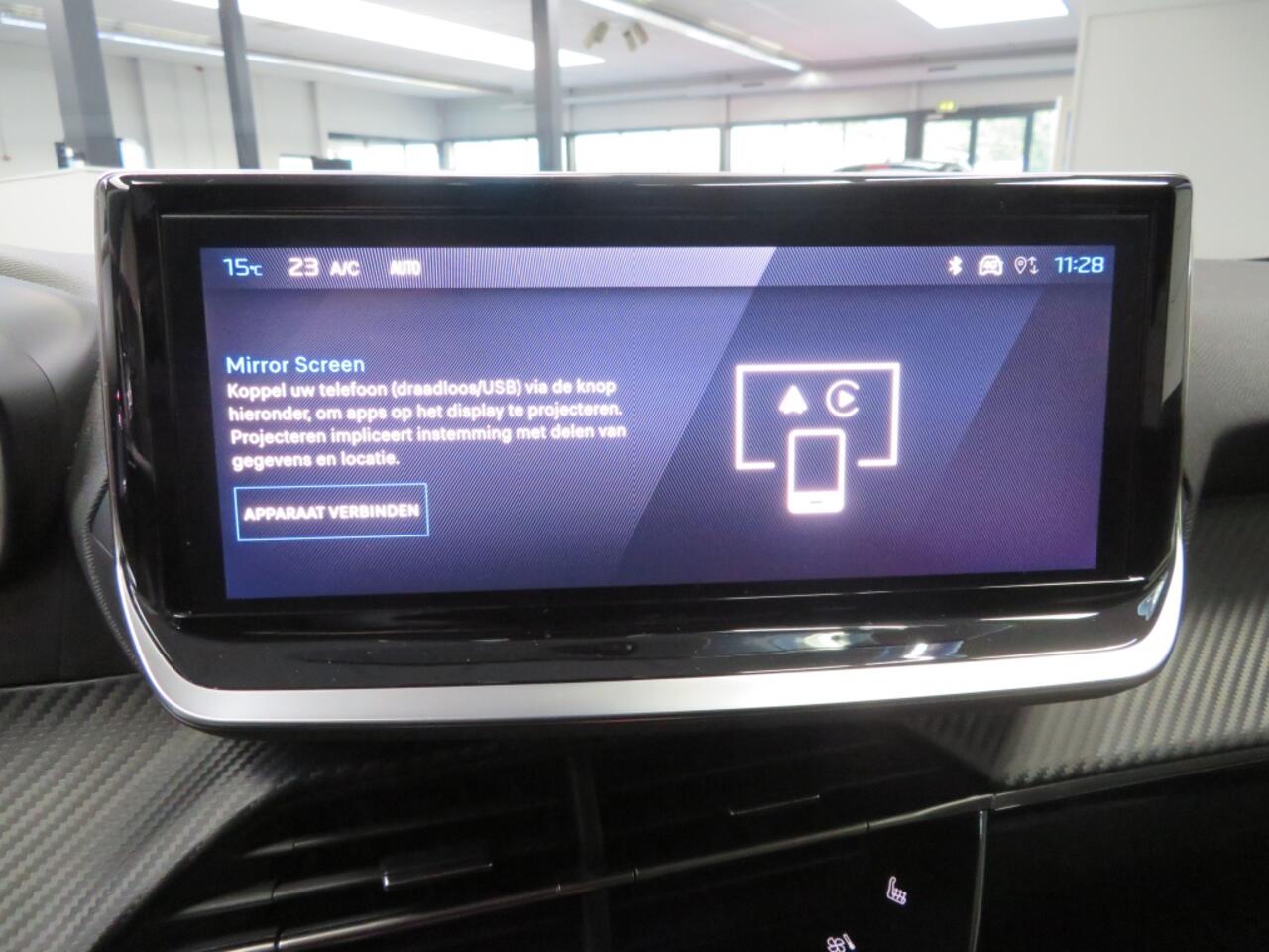 Peugeot 208 1.2 Hyb 110 Allure