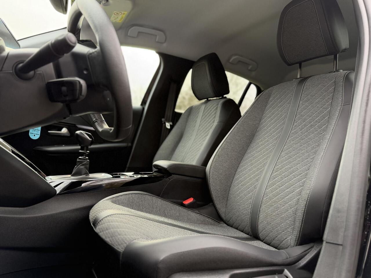 Peugeot 208 1.2 PureTech 100 Allure | 100PK | Blind Spot | 360 | Adaptive |