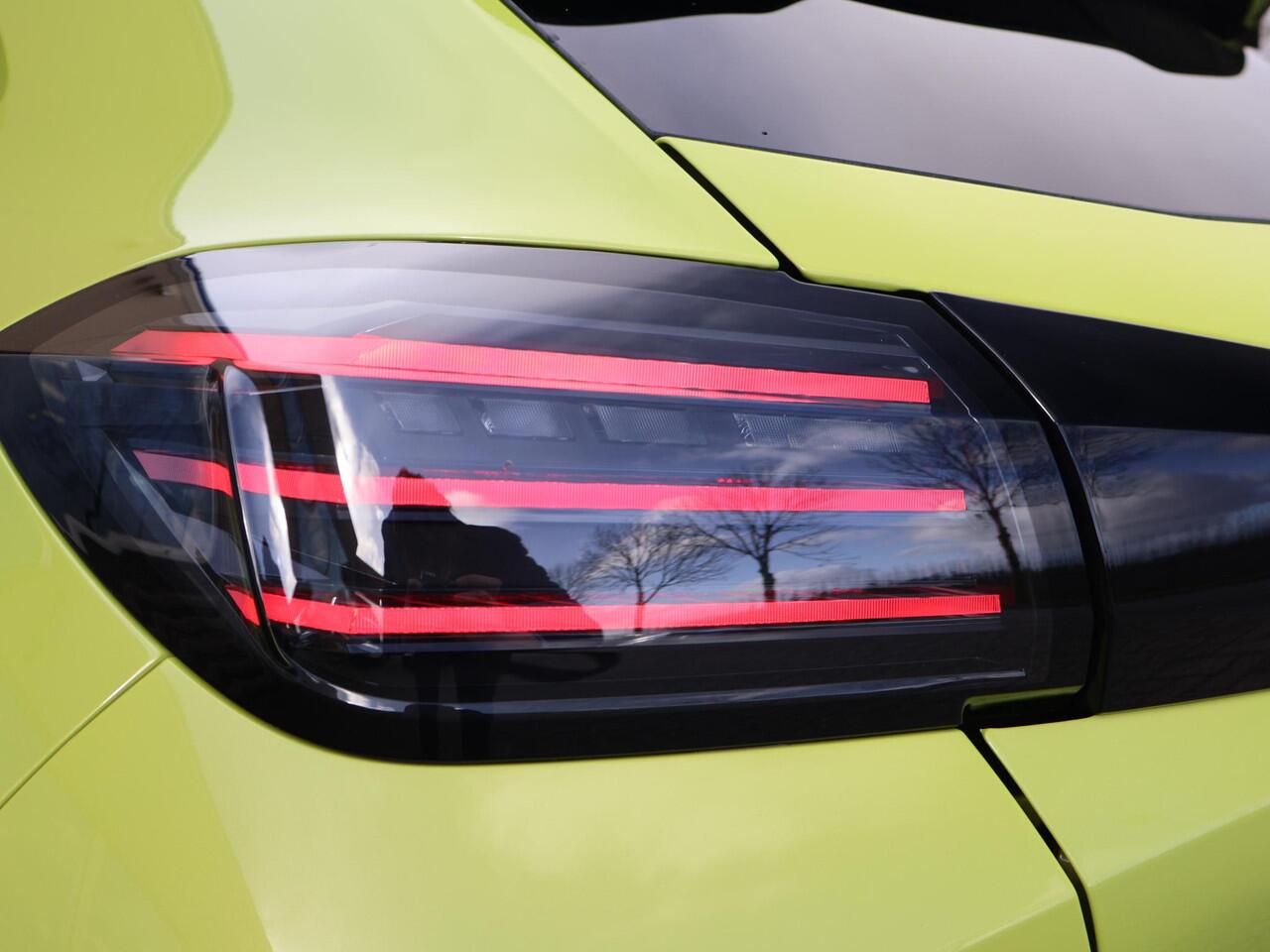 Peugeot 208 1.2 HYBRID 145 PK e-DCS6 GT *NIEUW* + CAMERA | SFEERVERLICHTING | CARPLAY