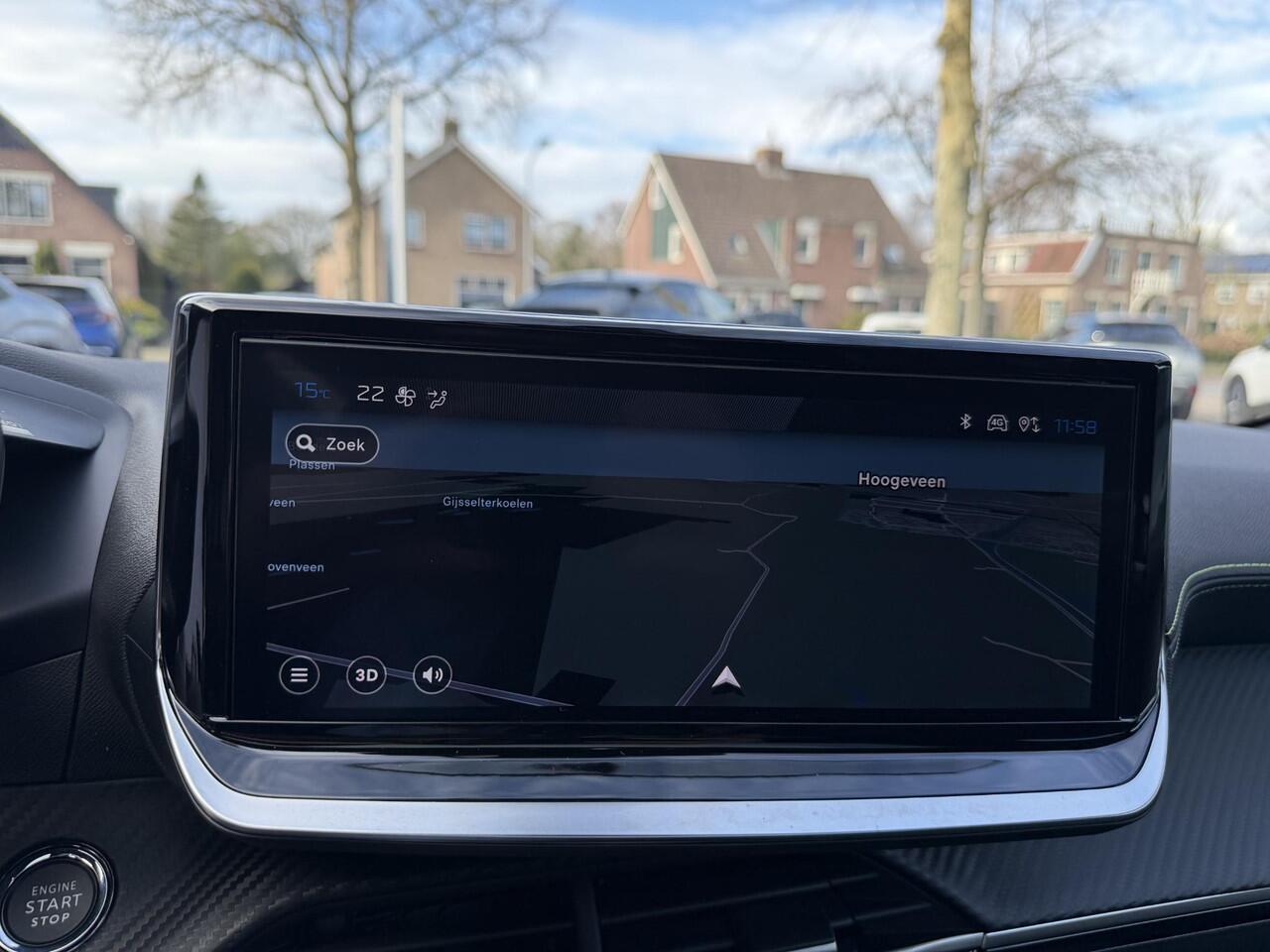 Peugeot 208 1.2 Hybrid 145 PK Automaat GT | Meest Complete Uitvoering! | Panoramadak | Alcantara Stoelen met Verwarming en Massage | Navigatie | Cruise Control | 360 Graden Camera | Full LED Verlichting | 17" Lichtmetalen Velgen | Parkeersensoren V+A |