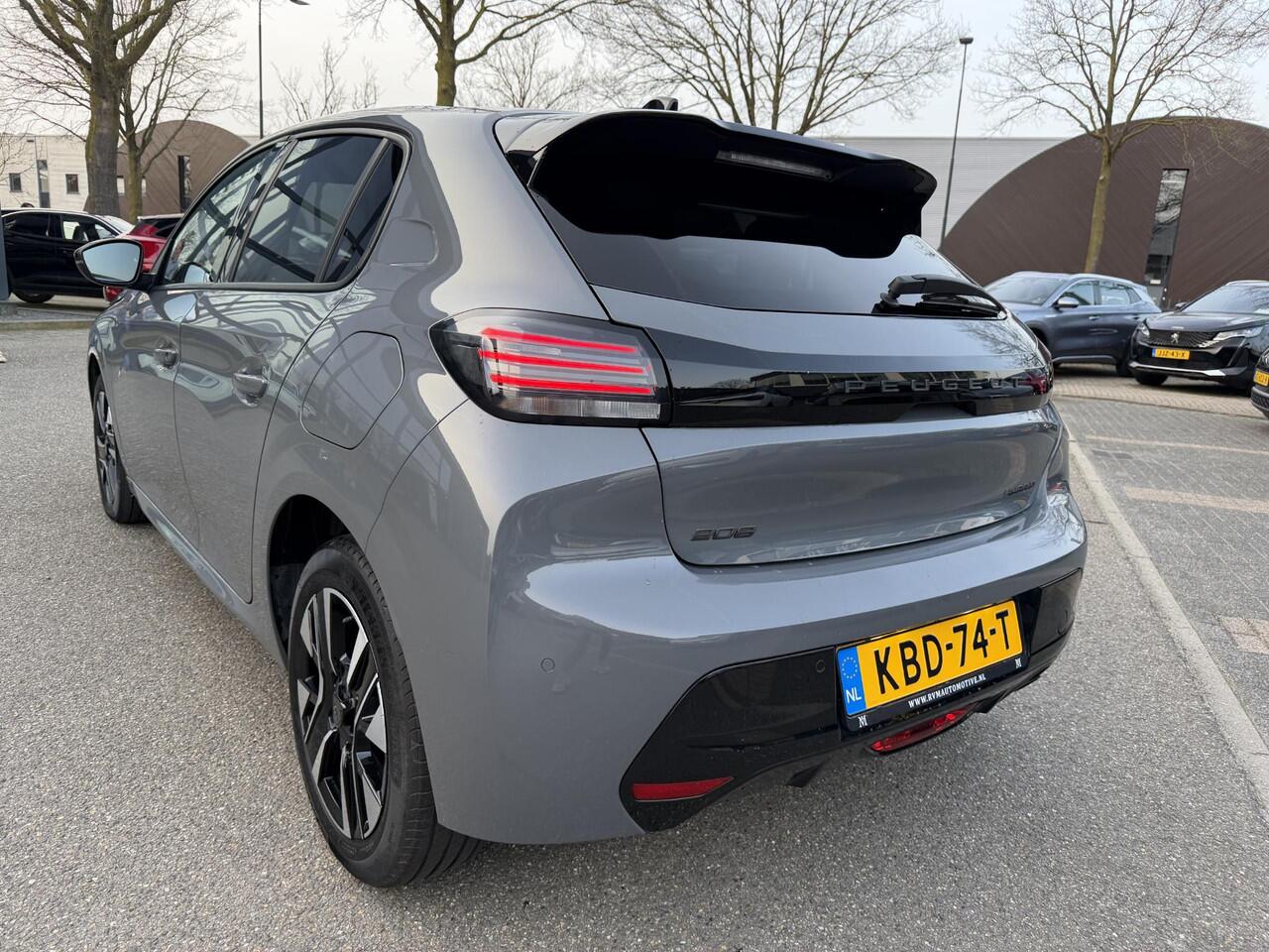 Peugeot 208 Hybrid e-DCS6 Allure RIJKLAARPRIJS | FABRIEKSGARANTIE t/m 03-2027 | TOPSTAAT! | KEYLESS ENTRY | APPLE CARPLAY-ANDROID AUTO| PARKEERSENSOREN VOOR EN ACHTER |
