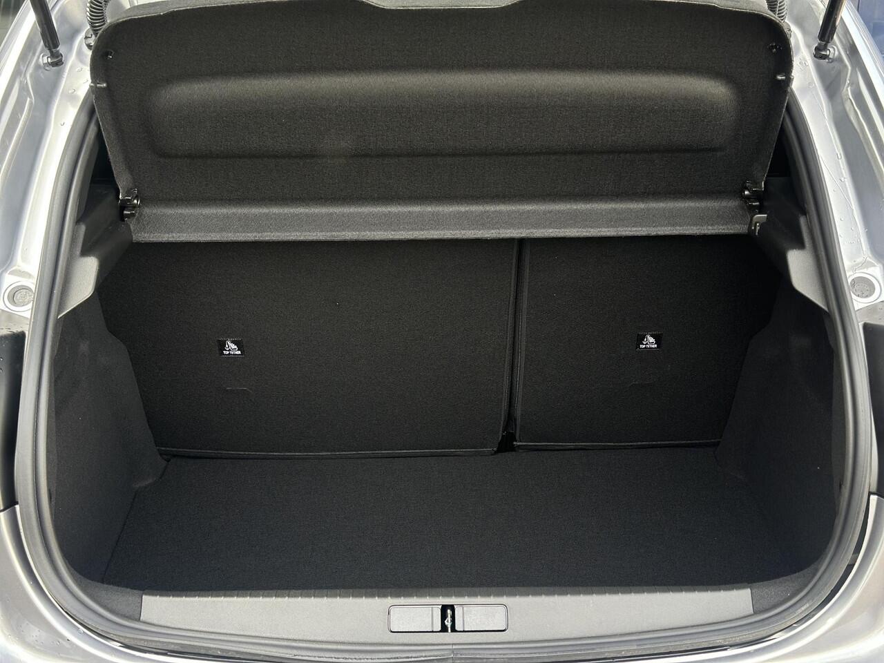 Peugeot 208 1.2 Hybrid 110pk e-DCS6 GT | Adaptive Cruise Control | Draadloze telefoonlader | Keyless Entry/Start | Navigatie | Climate Control | Apple Carplay/Android Auto | Parkeercamera/-sensoren | Full LED | DAB