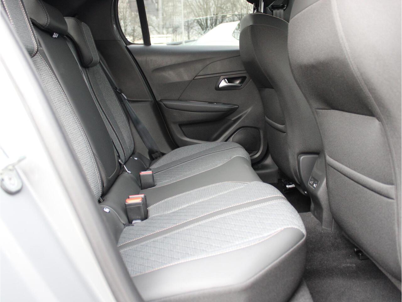 Peugeot 208 1.2 Hybrid 110 e-DCS6 Allure VOORRAAD KORTING