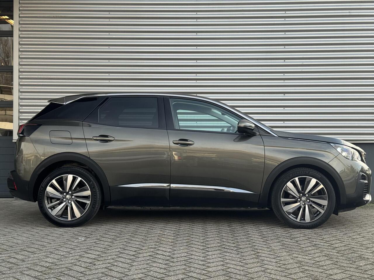 Peugeot 3008 Allure 1.2 Turbo 130pk | TREKHAAK | HANDSFREE A.KLEP | CAMERA | NAVI | CARPLAY | KEYLESS ENTRY | 19" LM-VELGEN