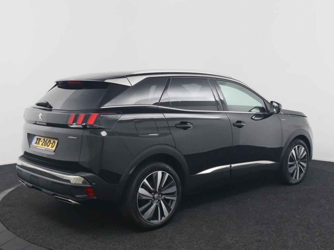 Peugeot 3008 1.2*GT Line*CARPLAY*NAVI*CRUISE*KEYLESS*FULL-LED*