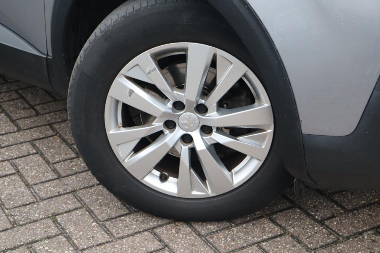 Peugeot 3008 1.2 PureTech BL Exec I Geen Import I Navi I Digitaal Dashboard I