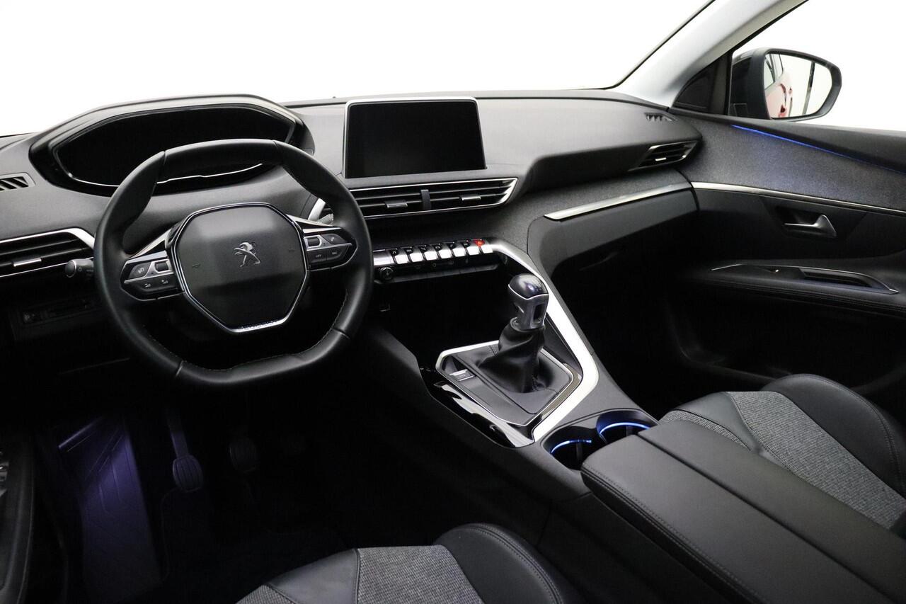 Peugeot 3008 1.2 PureTech Allure | Apple Carplay/Android Auto | Cruise Control | Climate Control | Parkeercamera | Navigatie systeem full map |
