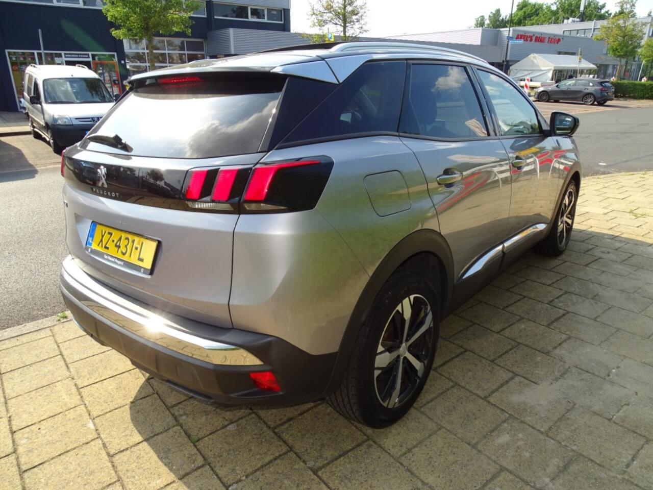 Peugeot 3008 1.2 PT CROSSWAY-Navi-Media-Blth-Pdc-Cam-Pdc-Led