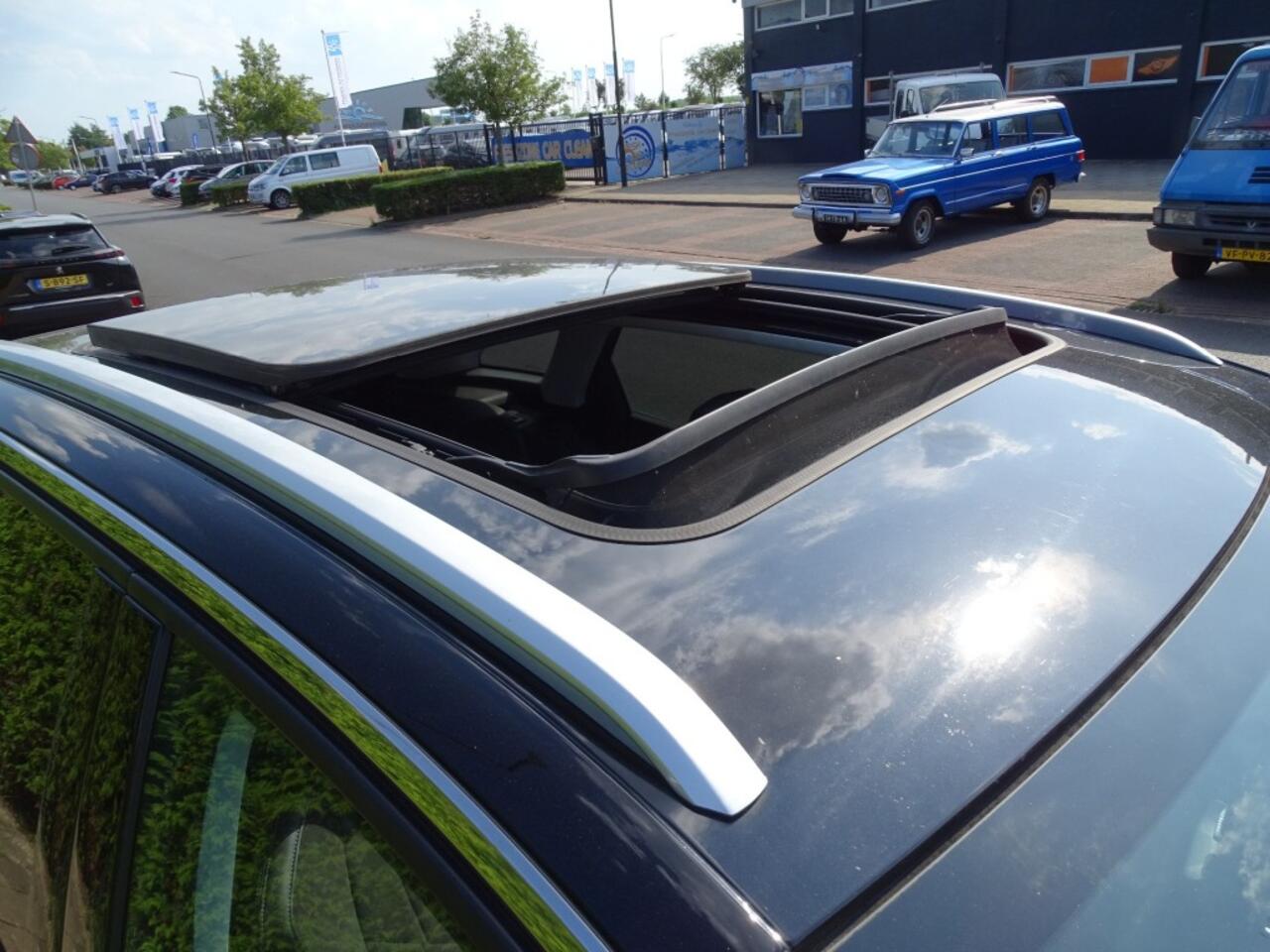 Peugeot 3008 1.2 PT CROSSWAY-Navi-Media-Blth-Pdc-Cam-Pdc-Led