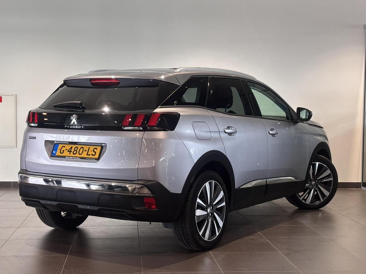 Peugeot 3008 Allure 1.2 Turbo 130pk | SCHUIF/KANTELDAK | HANDSFREE A.KLEP | LAGE KM-STAND! | 1e EIGENAAR | NAVI | CAMERA | DAB+ |