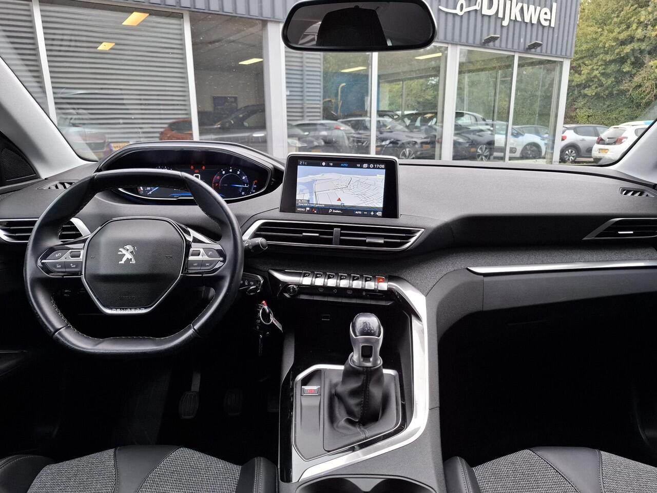 Peugeot 3008 SUV 130 Allure Nav/Clim/Cam/LMV