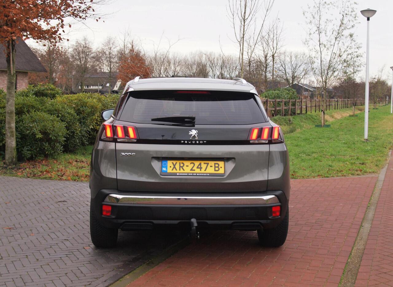 Peugeot 3008 1.2 PureTech Active | Apple Carplay | Camera | Cruise Control | Trekhaak | Automaat | NL-Auto |