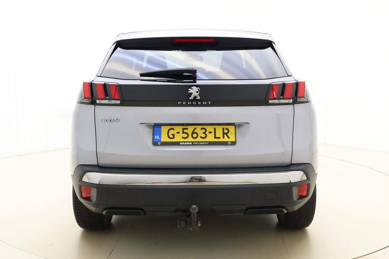Peugeot 3008 1.2 PureTech Blue Lease Premium | Trekhaak | Elektrische kofferbak | Navigatie | Climate Control | Cruise Control | Parkeercamera/-sensoren | Keyless Enty/Start | Draadloze telefoonlader |