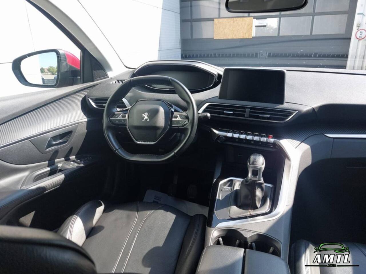 Peugeot 3008 - 1.2 PureTech Blue Lease Executive