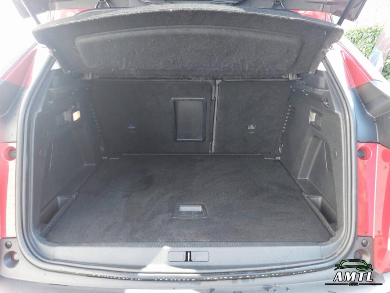 Peugeot 3008 - 1.2 PureTech Blue Lease Executive