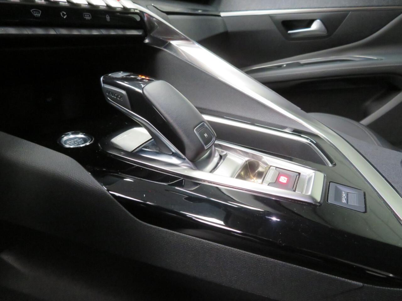 Peugeot 3008 1.2 PureT. BL Prem