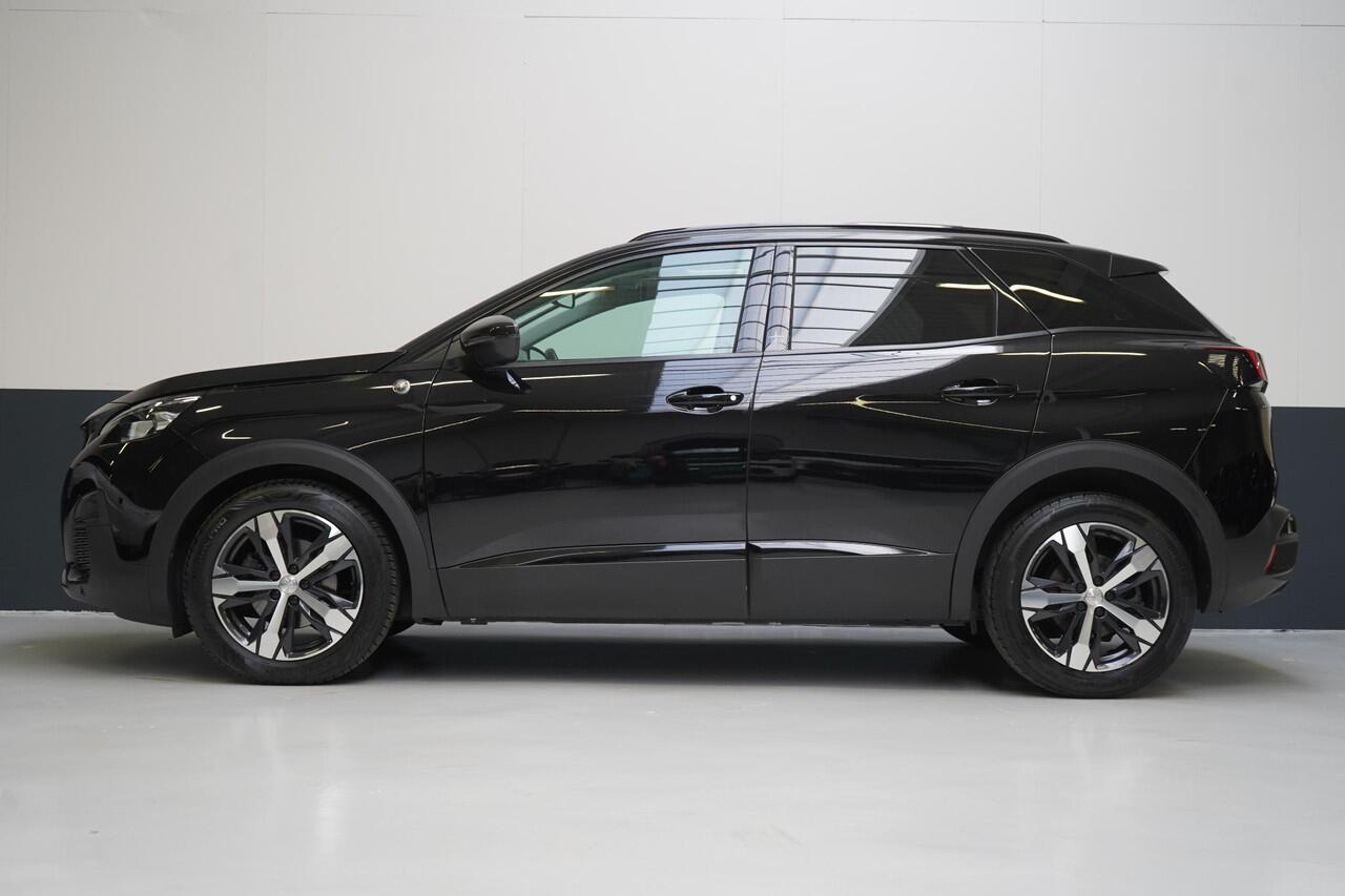 Peugeot 3008 1.2 PureTech Crossway | Panoramadak | Trekhaak | Navigatie | Camera | All-seasonbanden