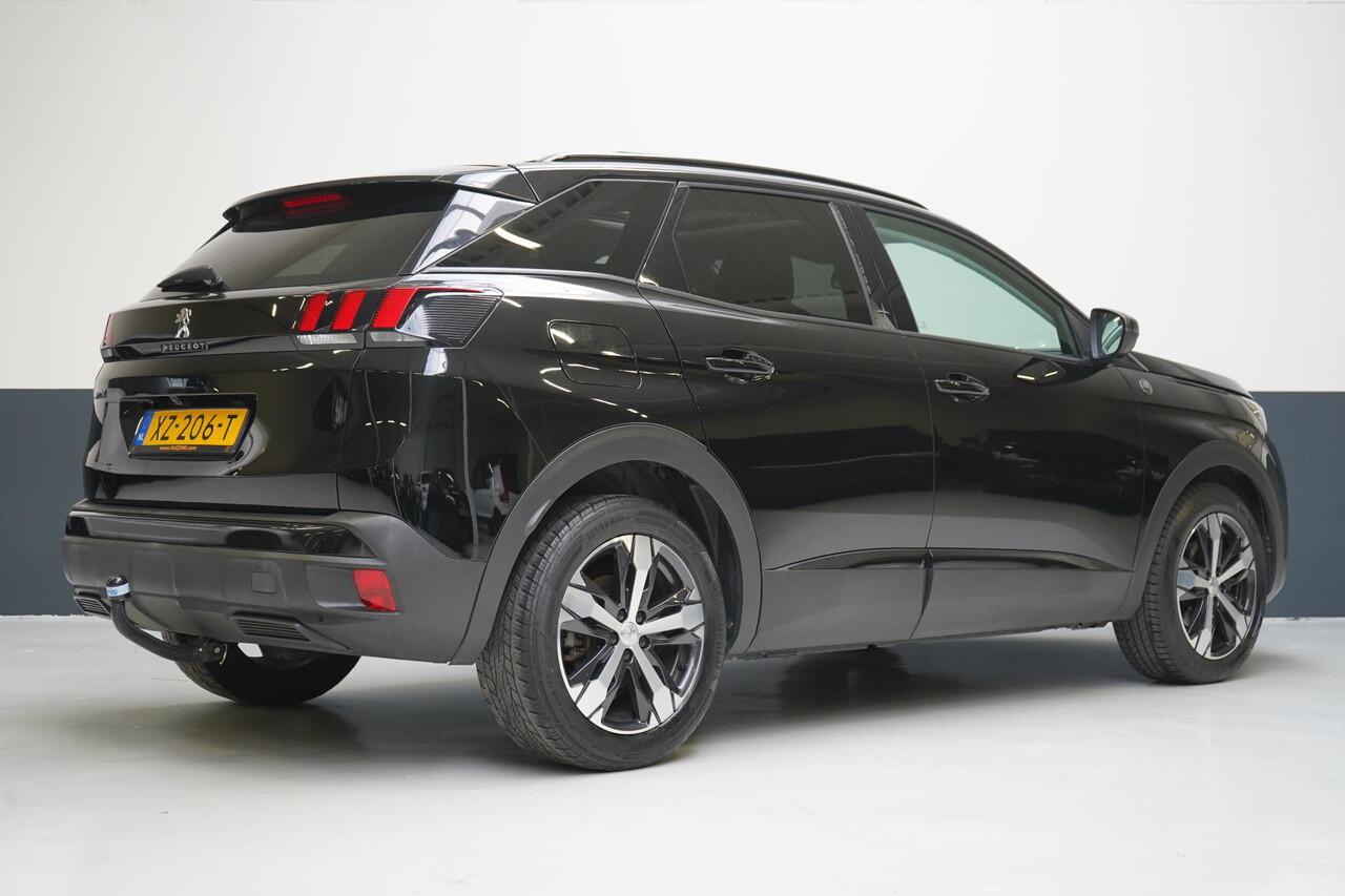 Peugeot 3008 1.2 PureTech Crossway | Panoramadak | Trekhaak | Navigatie | Camera | All-seasonbanden