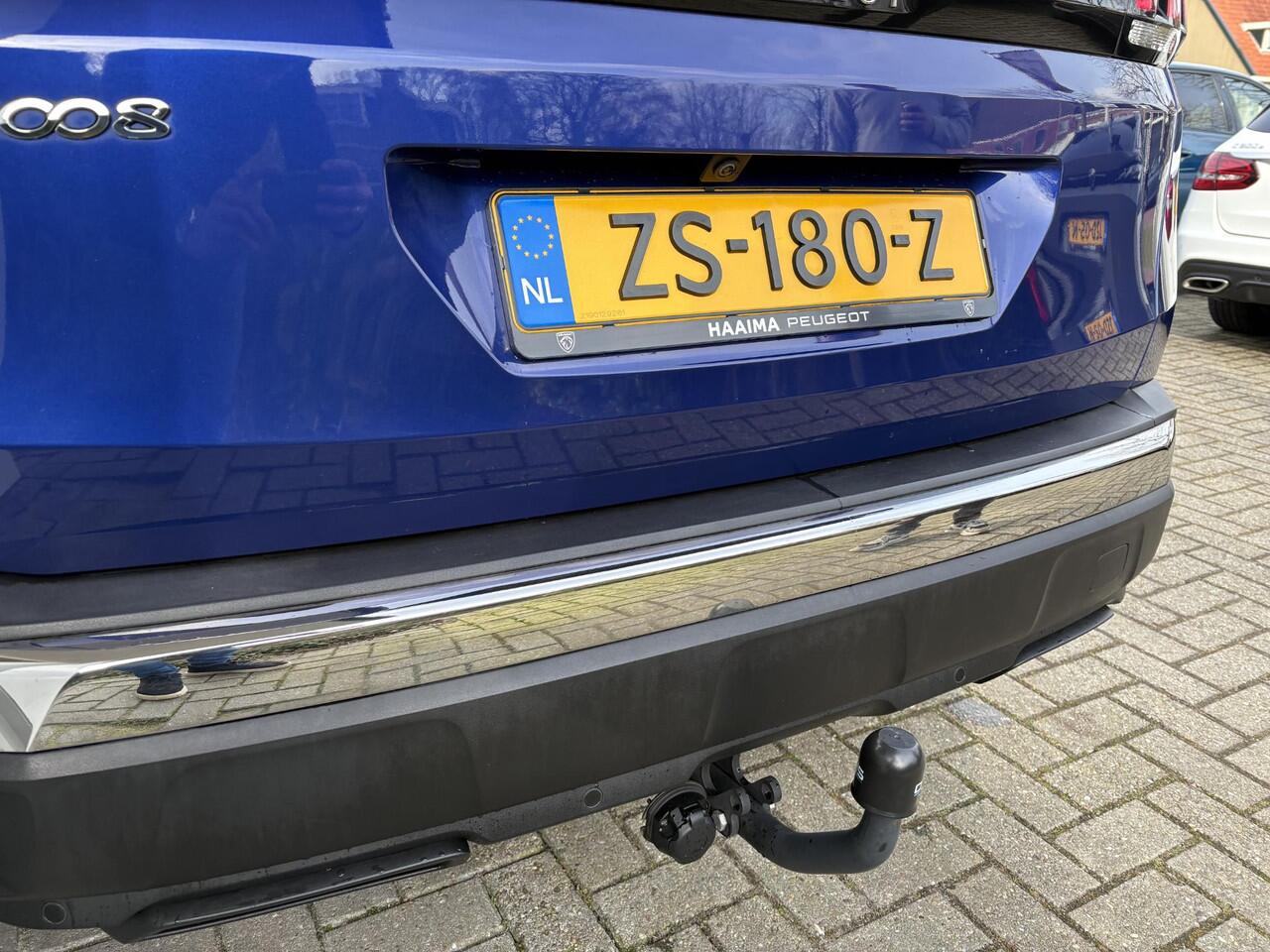 Peugeot 3008 1.2T Automaat Active | Achteruitrijcamera | Navi | Stoelverwarming | Trekhaak | Dealeronderhouden | Weinig kilometers | Digitale cockpit | Zeer nette staat!