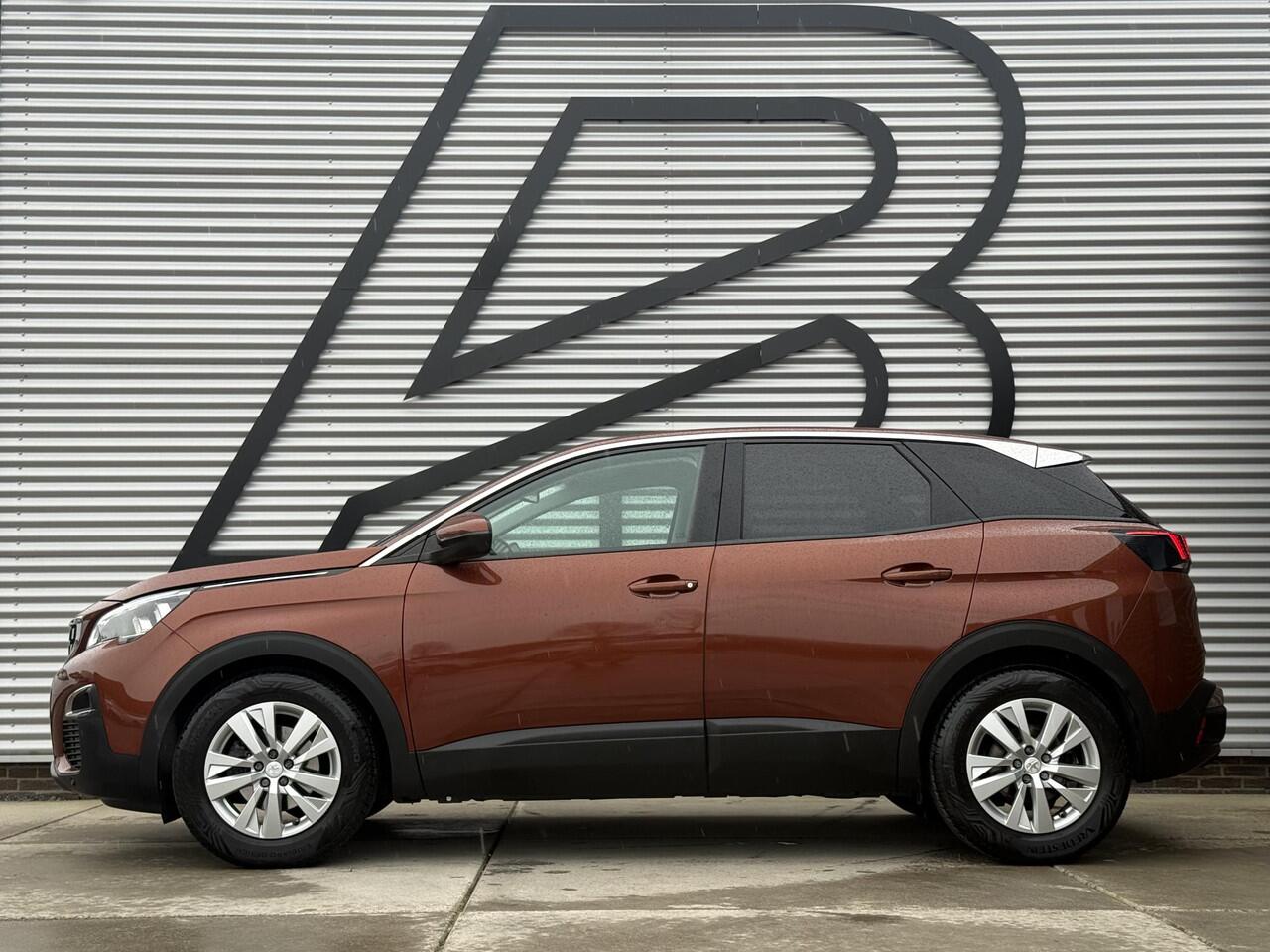 Peugeot 3008 1.2 PureTech Executive 2e Eigenaar|Navi|D-riem v.v. in 2023|Carplay|Trekhaak|Camera|Clima|Cruise|N.A.P|APK tot 11-2027