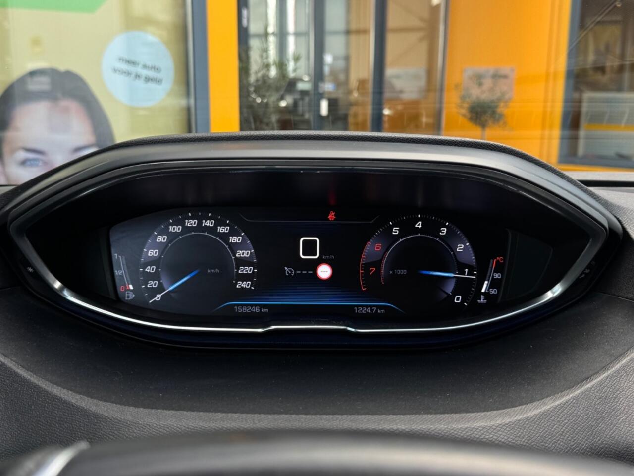 Peugeot 3008 1.2 GT Line - Navi - camera - all season banden - stoelverwarming