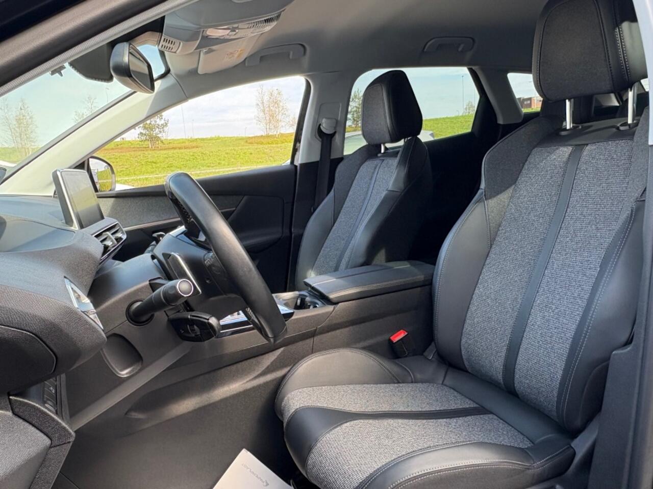 Peugeot 3008 1.2 PURETECH ALLURE AUT. 130PK LED NAVI CARPLAY AIRCO