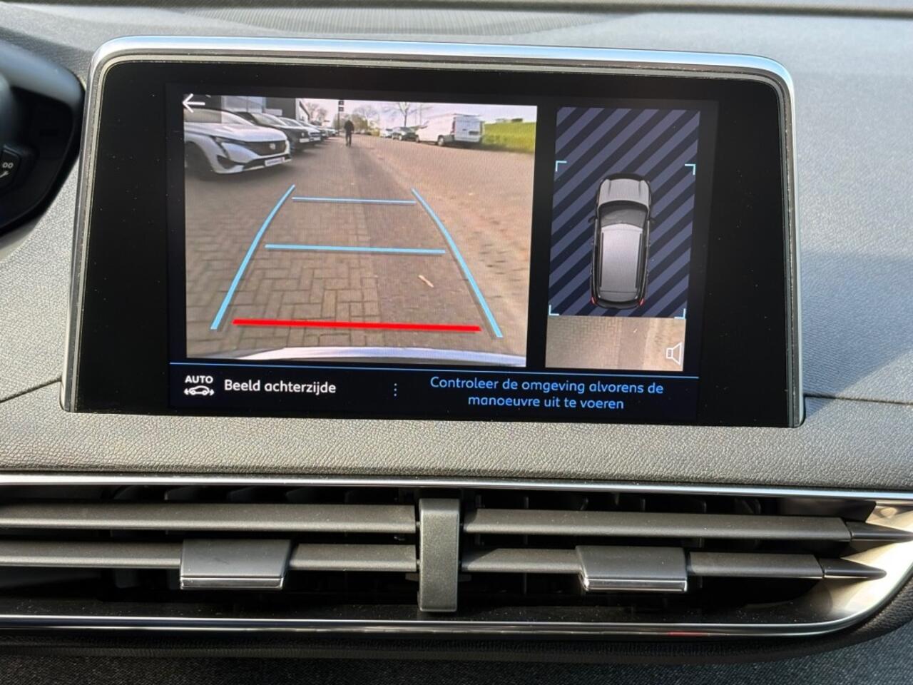 Peugeot 3008 1.2 PURETECH ALLURE AUT. 130PK LED NAVI CARPLAY AIRCO