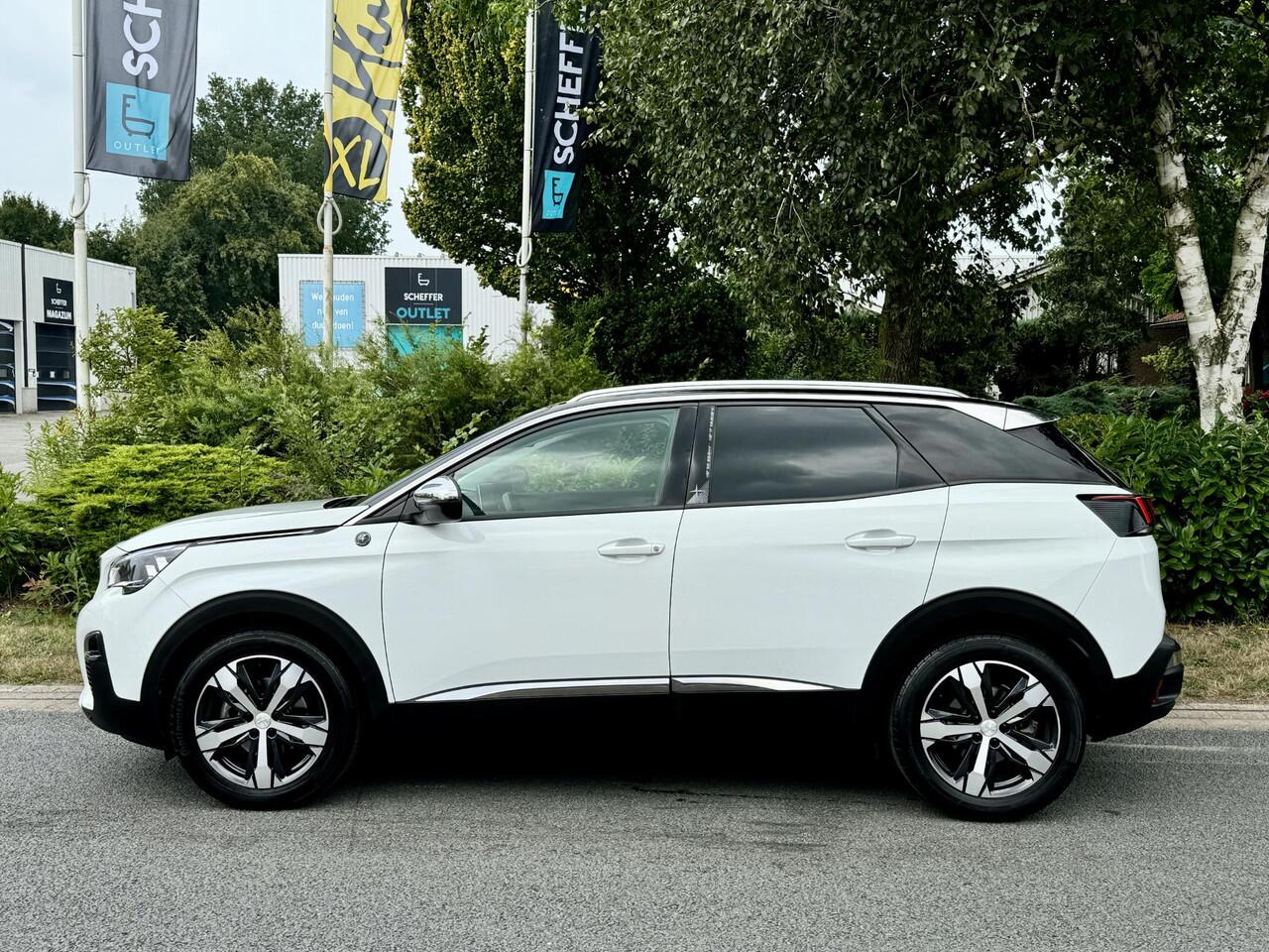 Peugeot 3008 1.2 PureTech Crossway 130PK LederoTrekhaakoCAMERA