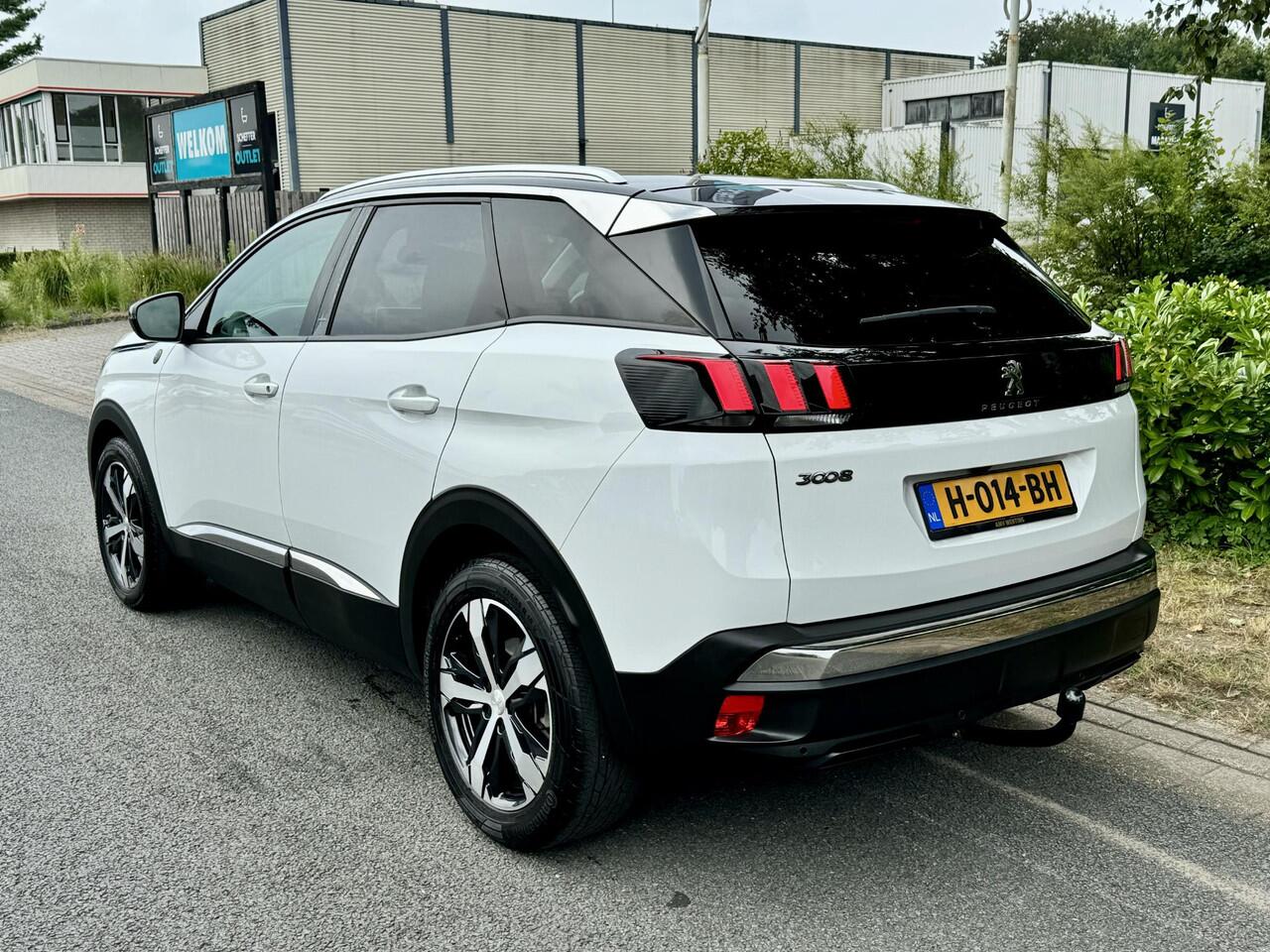 Peugeot 3008 1.2 PureTech Crossway 130PK LederoTrekhaakoCAMERA