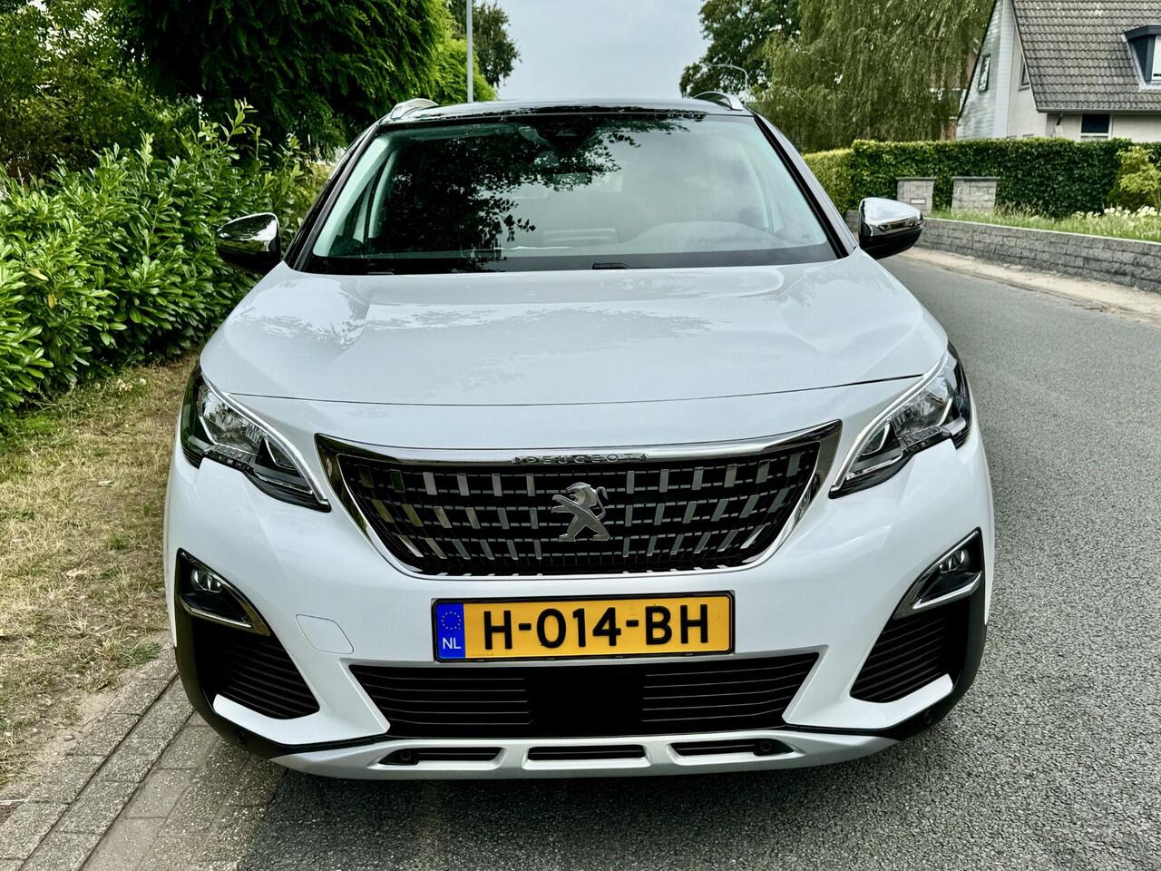 Peugeot 3008 1.2 PureTech Crossway 130PK LederoTrekhaakoCAMERA