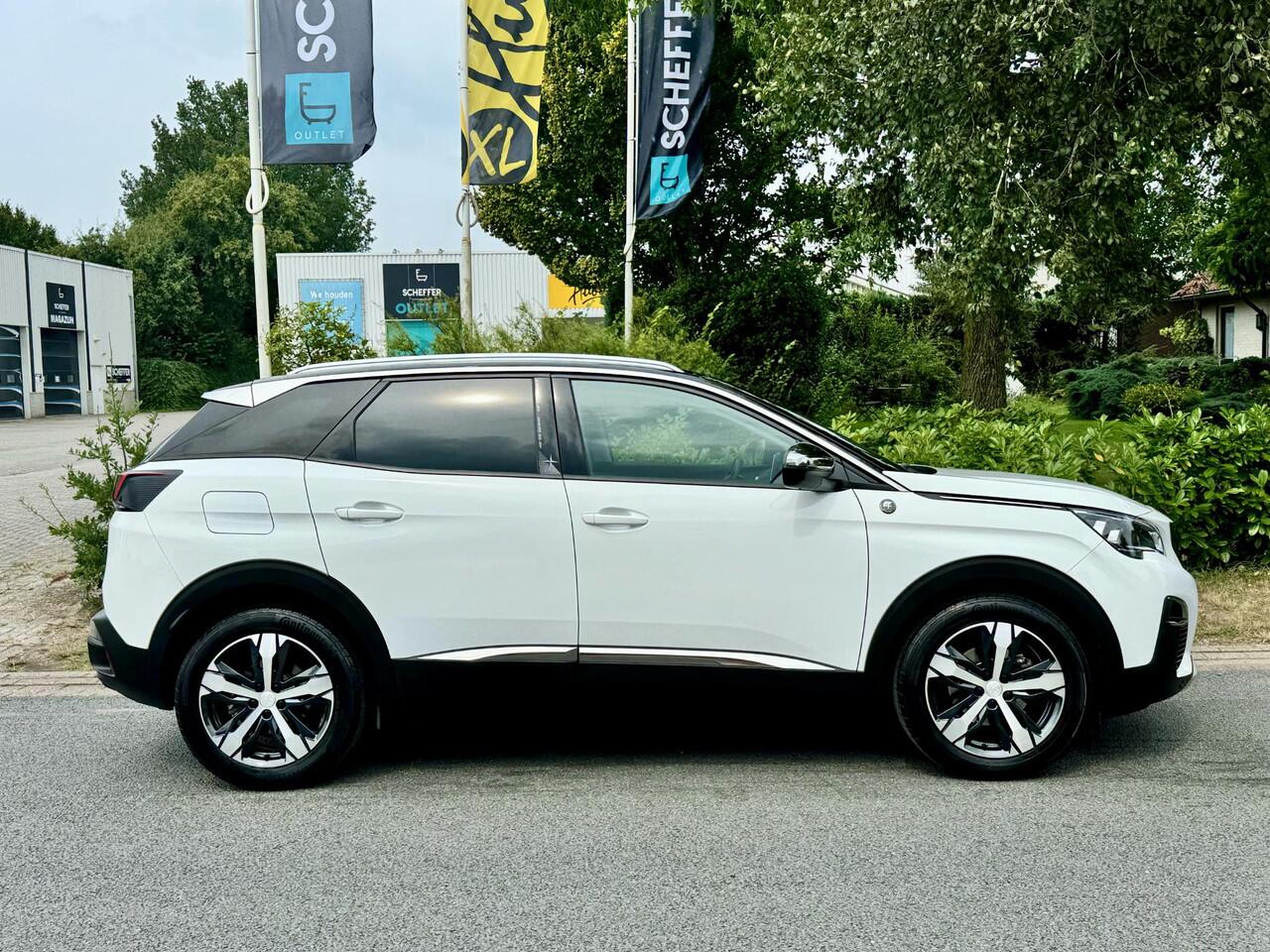 Peugeot 3008 1.2 PureTech Crossway 130PK LederoTrekhaakoCAMERA