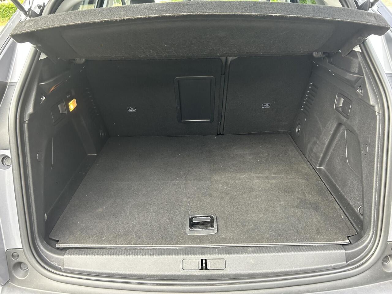 Peugeot 3008 1.6 HYbrid 225 Allure