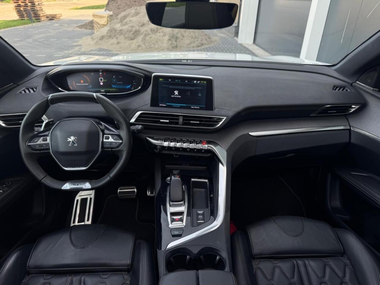 Peugeot 3008 1.6 HYbrid4 300 GT FULL PANO NAVI CLIMATE CAMERA SPORTVELGEN