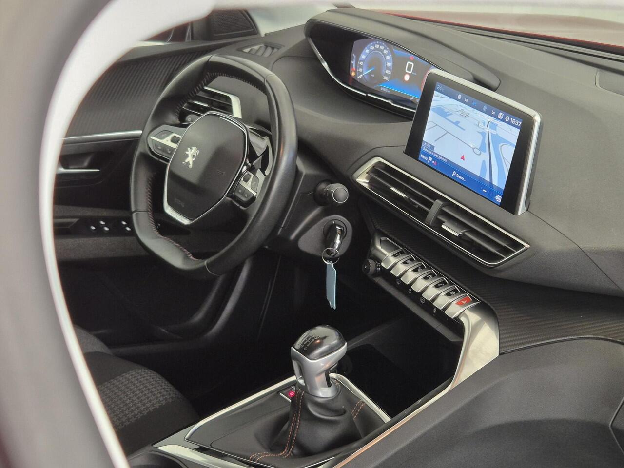 Peugeot 3008 1.2 PureTech Access | Navigatie | Parkeersensoren voor/achter | Apple Carplay/Android Auto |