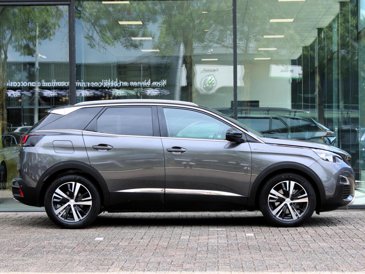 Peugeot 3008 1.6 HYbrid4 300 GT Avantage | Navi / Climate / Cruise