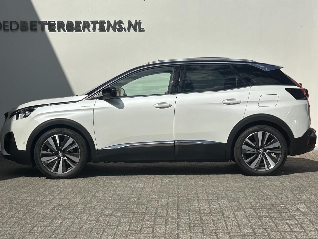 Peugeot 3008 1.6 HYbrid4 | NIEUWE ACCU | 4x4 300pk GT | Nappaleder | Panoramadak | El.kofferklep | Zeer compleet | Incl. 12 mnd garantie