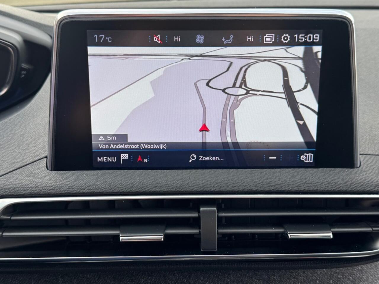 Peugeot 3008 1.2 PURETECH AUT ALLURE. 130PK PANO LED NAVI CAMERA CARPLAY AIRCO