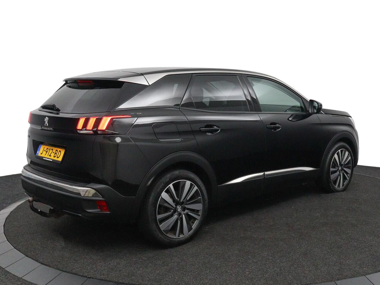 Peugeot 3008 *CARPLAY*CAMERA*ECC*HAAK*NAVI*ELEK.KLEP*1/2LEDER*