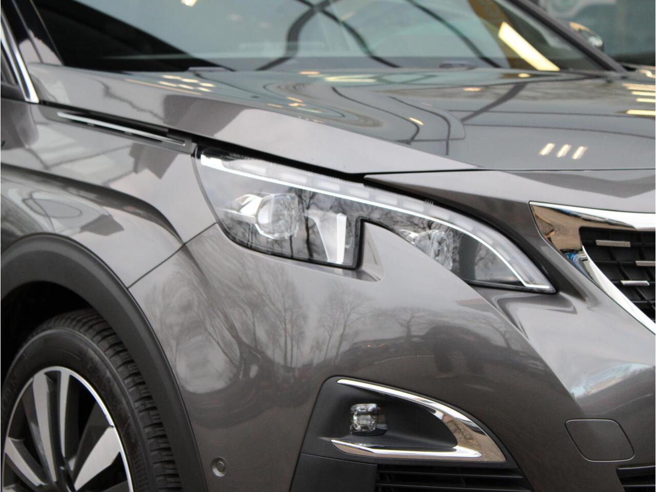 Peugeot 3008 1.2 PureTech GT Line Automaat | Navi / Camera / Climate