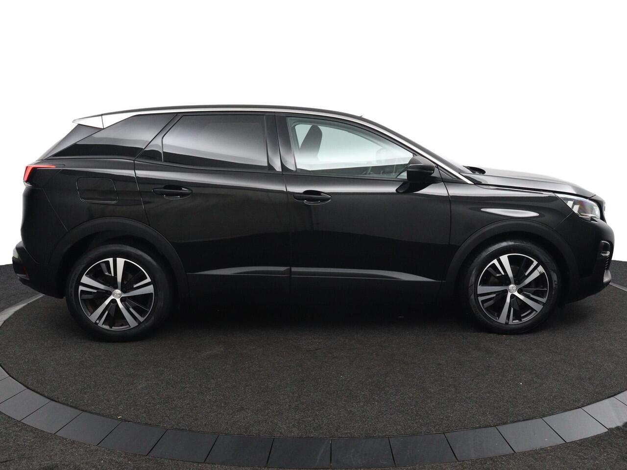 Peugeot 3008 1.2 *130PK*CARPLAY*ECC*CRUISE*NAVI*CAMERA*