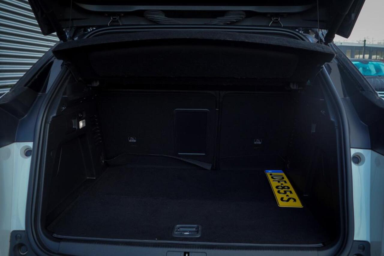 Peugeot 3008 1.6 HYbrid4 300 Première Pack Avantage GT / Pano / Stoelverwarming / Leder / Massage