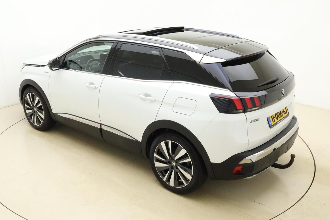 Peugeot 3008 1.6 HYbrid4 300 Première Pack Avantage Design Lederen Stoelen l Elektrisch + Memory + Massage/Verwarmbaar l Schuif-Kanteldak l Camera l PDC l Trekhaak l Apple Carplay/Android Auto l Elektrische kofferbak l Adaptive Cruise l Climate Control l DAB l Draadlo