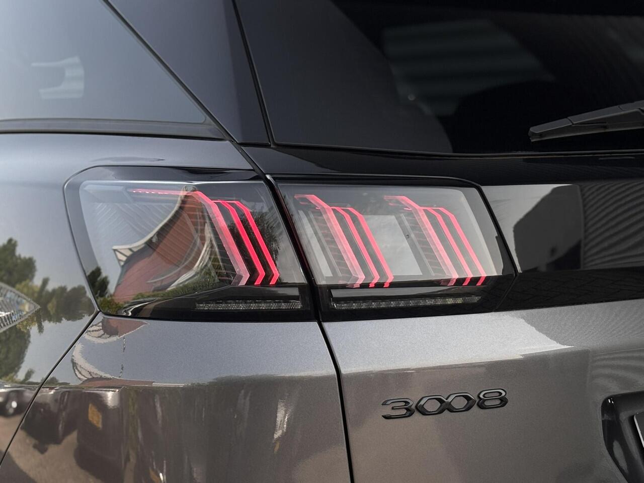 Peugeot 3008 GT Pack Business 1.6 PHEV HYbrid 225pk EAT8 | BLACK PACK | STOELVERW. | HANDSFREE A.KLEP | NAVI | DODEHOEKBEW. | ACHTERUITRIJCAMERA |